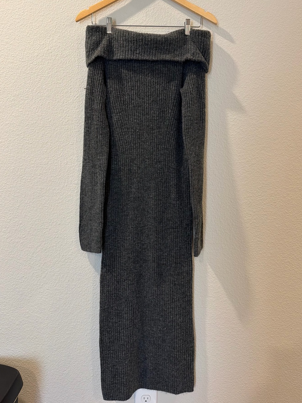 Off shoulder Knit Dress